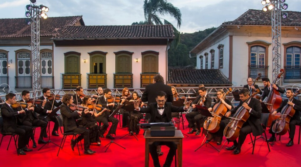 Pato Fu e Orquestra Ouro Preto se apresentam gratuitamente no Centro de Convenções