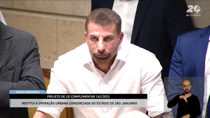 Pedrinho, presidente do Vasco associativo, esteve presente na votação do projeto de reforma de São Januário na Câmara Municipal do Rio de Janeiro