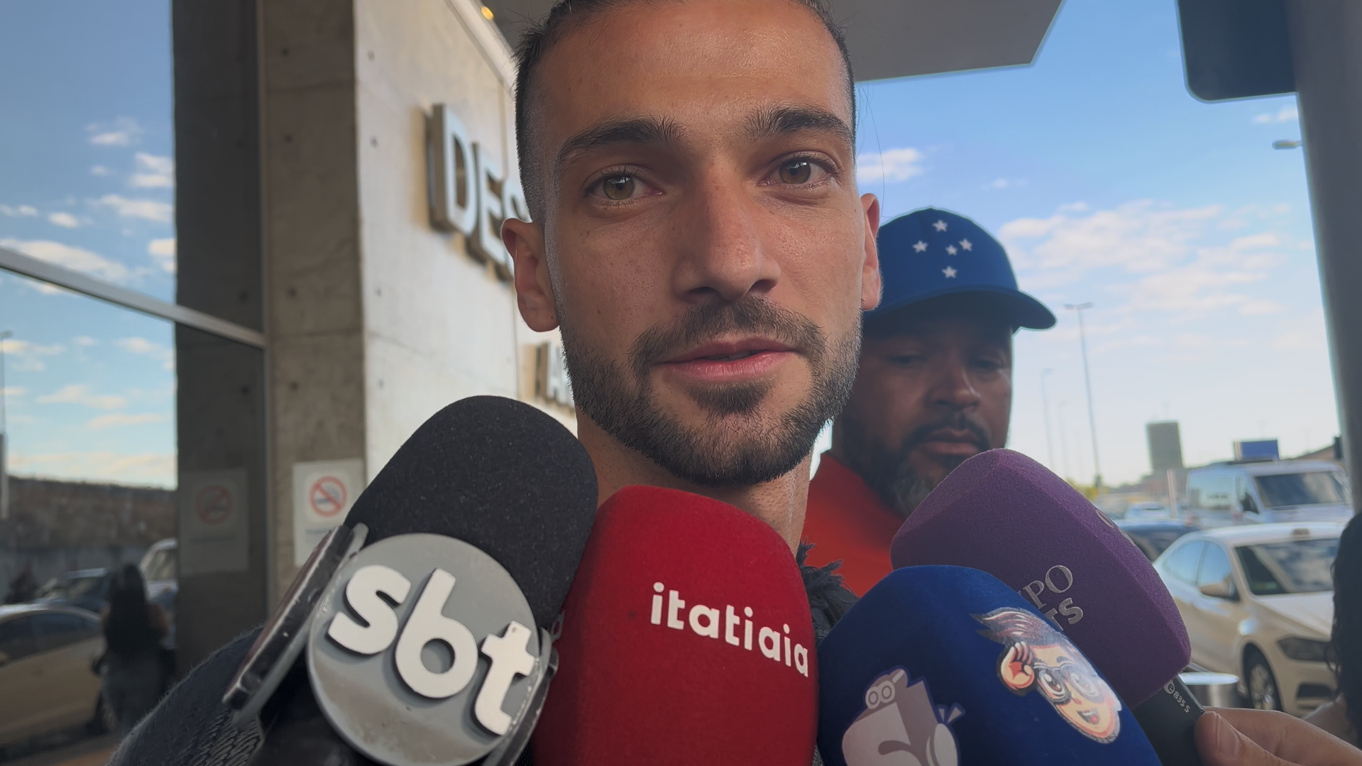 Na chegada a BH, Lautaro Díaz revela ligações de Romero e ídolo do Cruzeiro