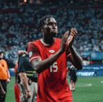 Canadá denuncia racismo contra zagueiro que fez falta em Messi na Copa América