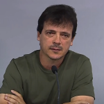 Preferido de Pedrinho, Fernando Diniz vira primeira opção para comandar o Vasco