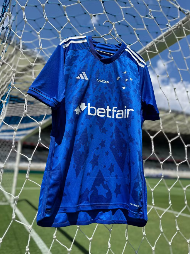 Cruzeiro anuncia renovação de contrato com patrocinador máster por valor histórico