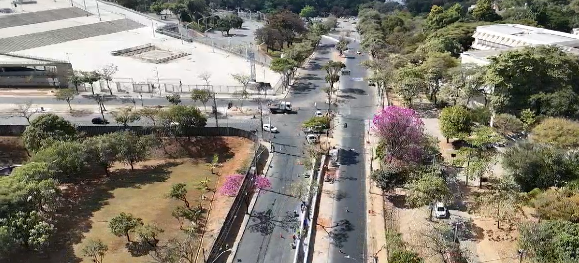 Stock Car inicia montagem de pista no entorno do Mineirão; veja imagens