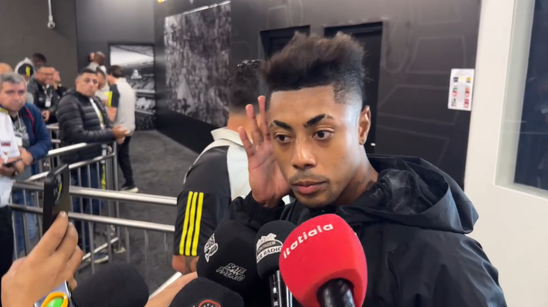 Bruno Henrique exalta grupo do Flamengo: ‘Muitos falaram que a gente ia sofrer com desfalques’