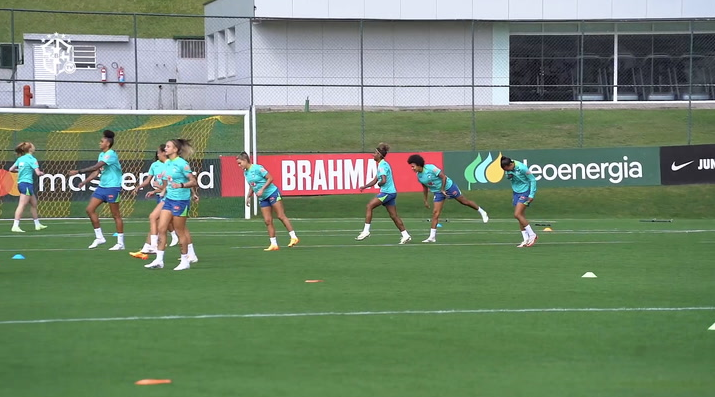 Seleção Brasileira Feminina treina em reta final de preparação para Olimpíada
