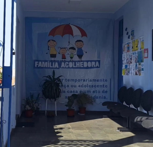 Entenda como funciona o programa “Família Acolhedora” em Mariana