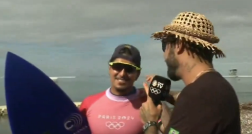 Pedro Scooby viraliza nas redes ao vibrar na torcida por Gabriel Medina; veja