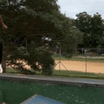 Scarpa, do Atlético, faz manobras de skate e ‘planeja’ participação em Olimpíada