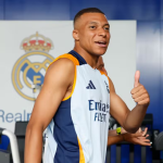 Mbappé se apresenta na Espanha e faz primeiras atividades no Real Madrid
