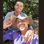 Casal gay faz sucesso na internet e quebra imagem padrão do homem do campo