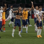 Rival do Atlético na Libertadores inscreve cinco reforços no torneio; veja lista