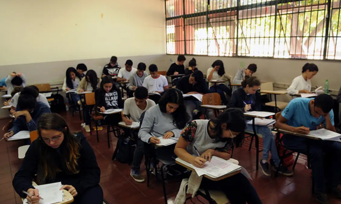 Nova lei do Ensino Médio trará mudanças significativas para alunos em 2025