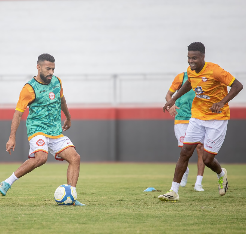 Em busca por vaga no G8, Tombense enfrenta o CSA pela Série C do Brasileiro
