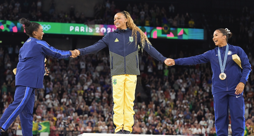 Rebeca Andrade fala sobre polêmica do bronze entre Chiles e Barbosu em Paris