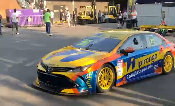 Carros na pista! Pilotos da Stock Car fazem shakedown no Circuito de Rua de BH