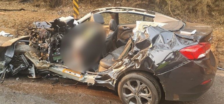 Veja imagens de acidente que deixou um morto e interditou parcialmente a BR-040 em MG