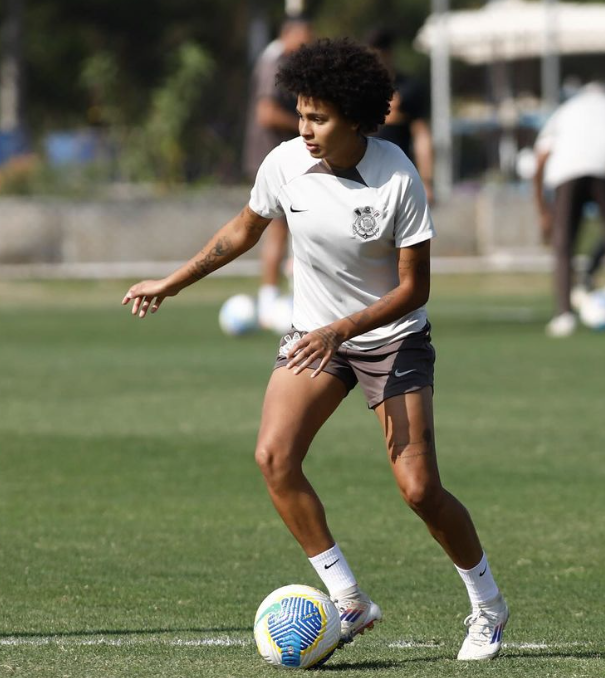 Com apoio da torcida, Corinthians busca classificação contra Bragantino pelo Brasileiro Feminino