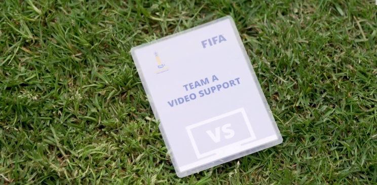 'Novo VAR' estreia no Mundial Feminino Sub-20 e confirma dois gols; entenda diferenças