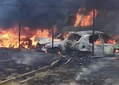 Incêndio destrói carros em pátio da PRF em Betim, na Grande BH