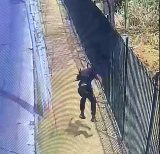 Vídeo: em fuga, suspeitos de roubo invadem condomínio residencial na Grande BH