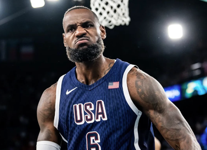 Atletas da NFL rebatem críticas de LeBron James ao gramado da Neo Química Arena