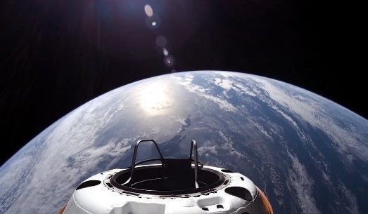Nave da Space X, empresa de Elon Musk, atinge a órbita mais alta desde que homem foi para a lua