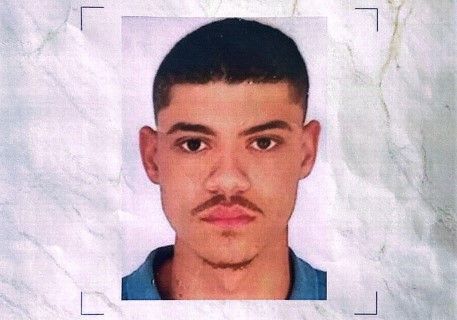 Jovem encontrado esquartejado seis meses após desaparecimento é sepultado em Ibirité