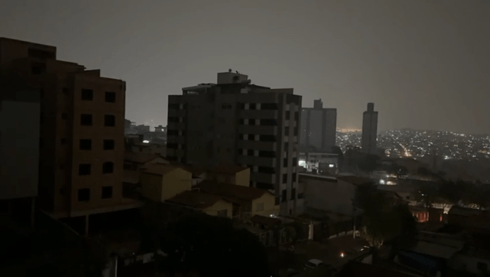 Após chuva forte, diversos pontos da Grande BH ficam sem energia nesta quarta-feira (9)