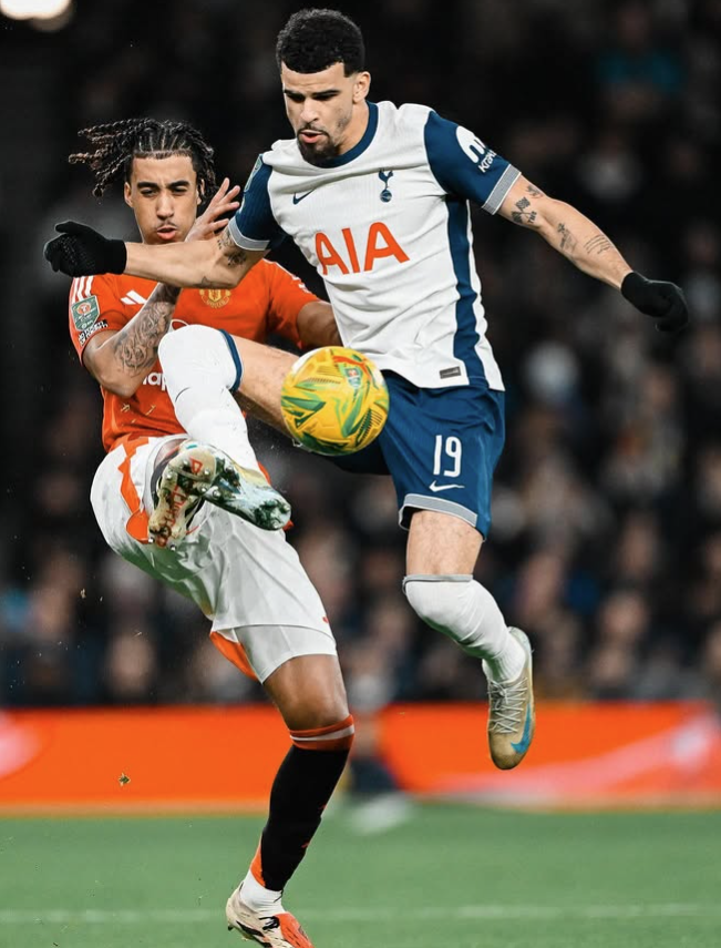 Tottenham vence Manchester United e conquista vaga na semifinal da Copa da Liga