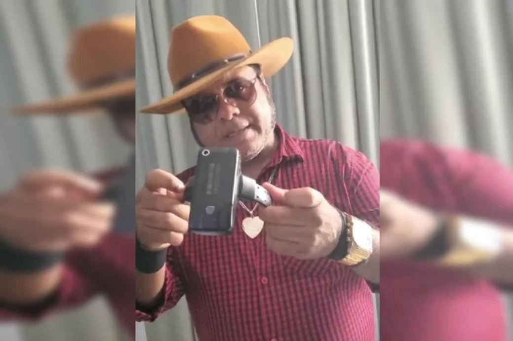 PF prende novamente locutor envolvido no 8/1 que xingou Moraes em vídeo