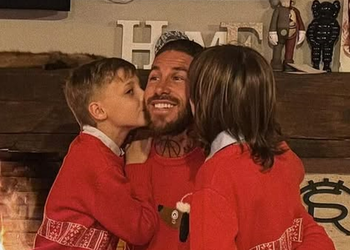 Lenda: torcida do Cruzeiro chama Sergio Ramos para a Toca da Raposa