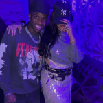 De férias em Nova York, Vini Jr posa ao lado de Rihanna