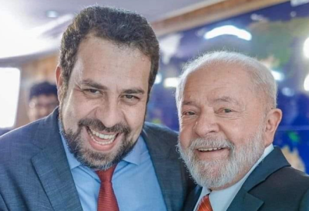 Lula pede votos para Boulos em 1º de Maio e irrita pré-candidatos, que vão à Justiça Eleitoral | CNN Brasil