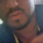 Homem se filma ao ajustar câmera escondida em banheiro de casa em Goiás