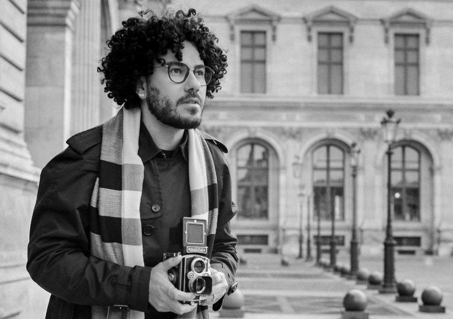 Família de fotógrafo encontrado morto na França faz rifa para custear cremação e translado de cinzas