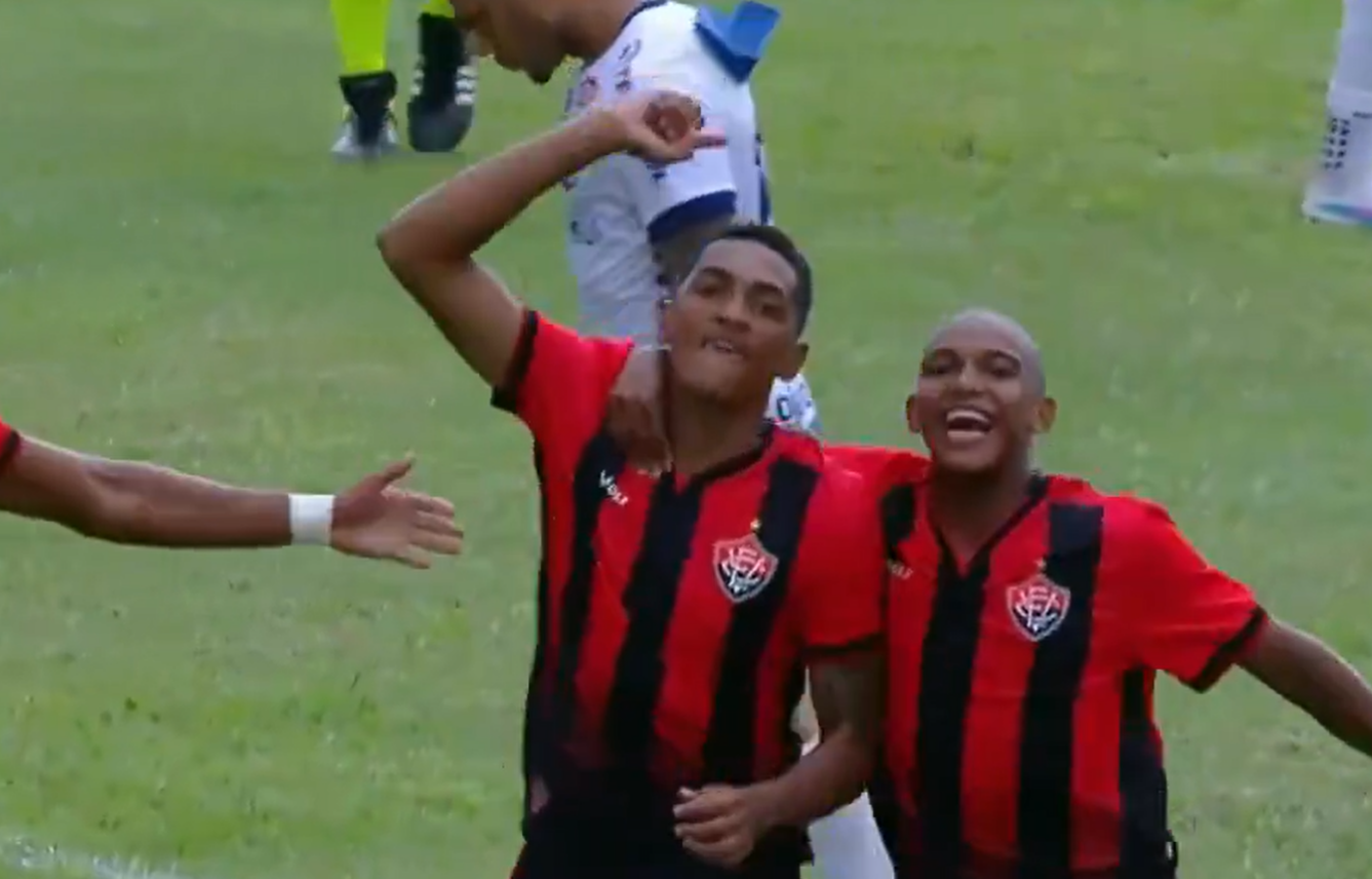 Com gols no fim, Vitória vence São José-RS na estreia da Copinha