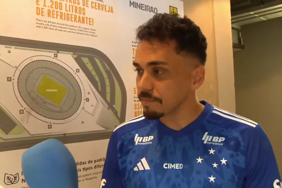 Eduardo exalta torcida e define principal meta do Cruzeiro para 2025