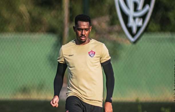 Vitória x Barcelona de Ilhéus: horário e onde assistir ao vivo pelo Baiano