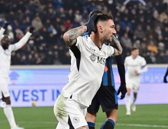 Em jogo movimentado, Napoli vence Atalanta e segue tranquilo na liderança do Italiano