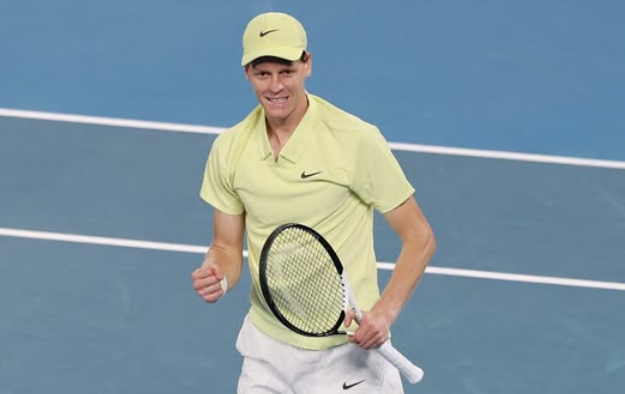 Australian Open: Sinner vence Shelton e avança à final em busca do bicampeonato