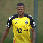 Júnior Santos faz gol em primeiro treino pelo Atlético; assista