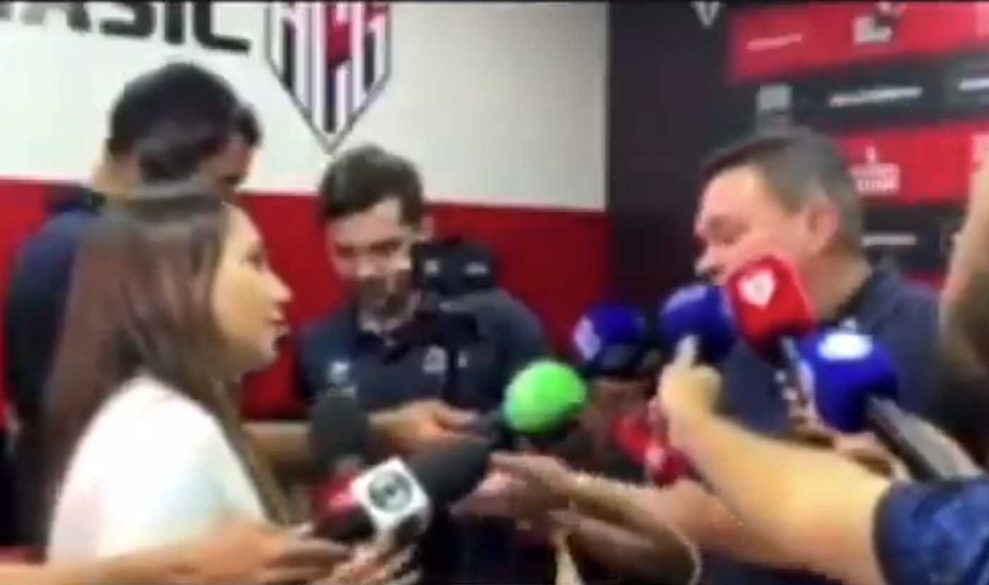 Jornalista da Globo abandona entrevista após comentário machista de presidente do Atlético-GO