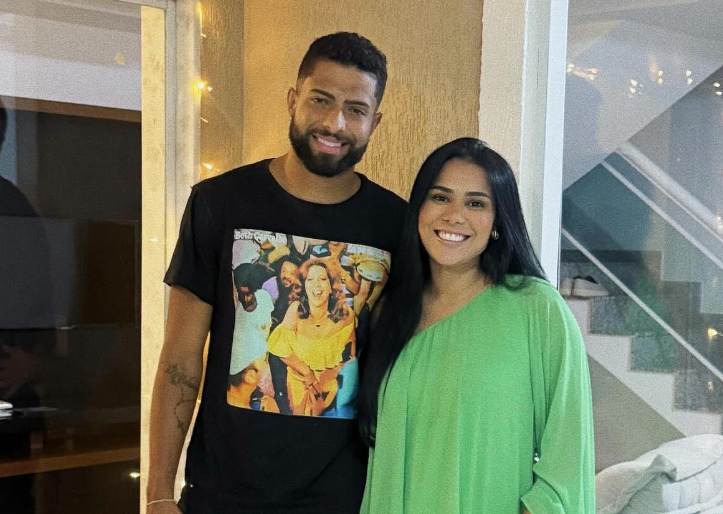 Esposa de João Marcelo, do Cruzeiro, manda recado ao jogador após grave lesão