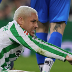 Sem espaço no Betis, Vitor Roque pode ser negociado pelo Barcelona, diz jornal