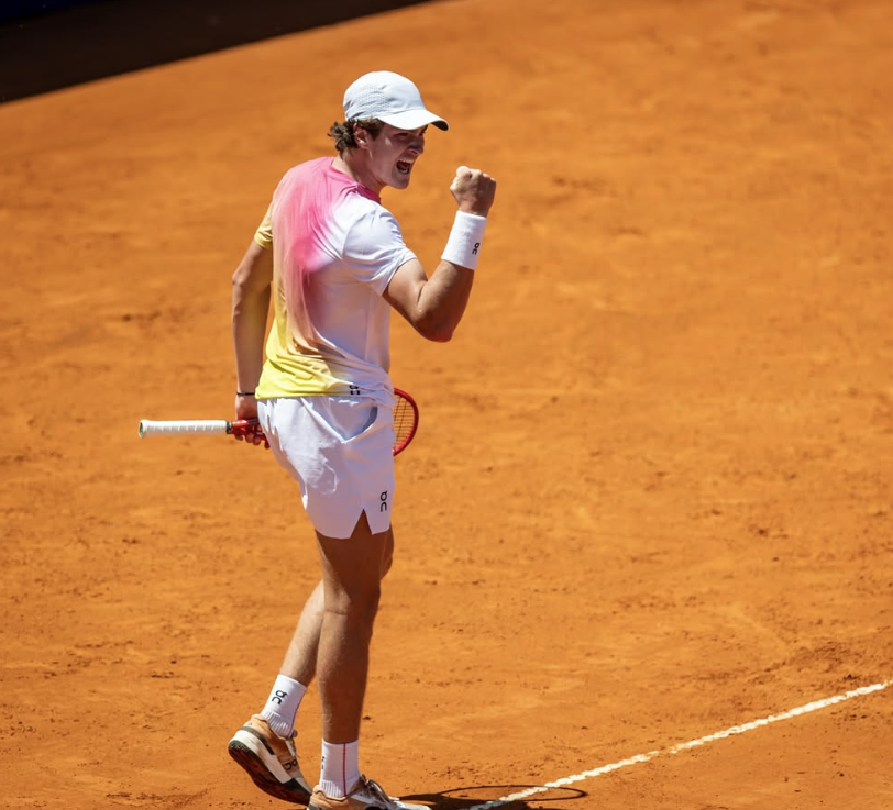 De virada, João Fonseca vence e avança às semifinais do ATP 250 de Buenos Aires