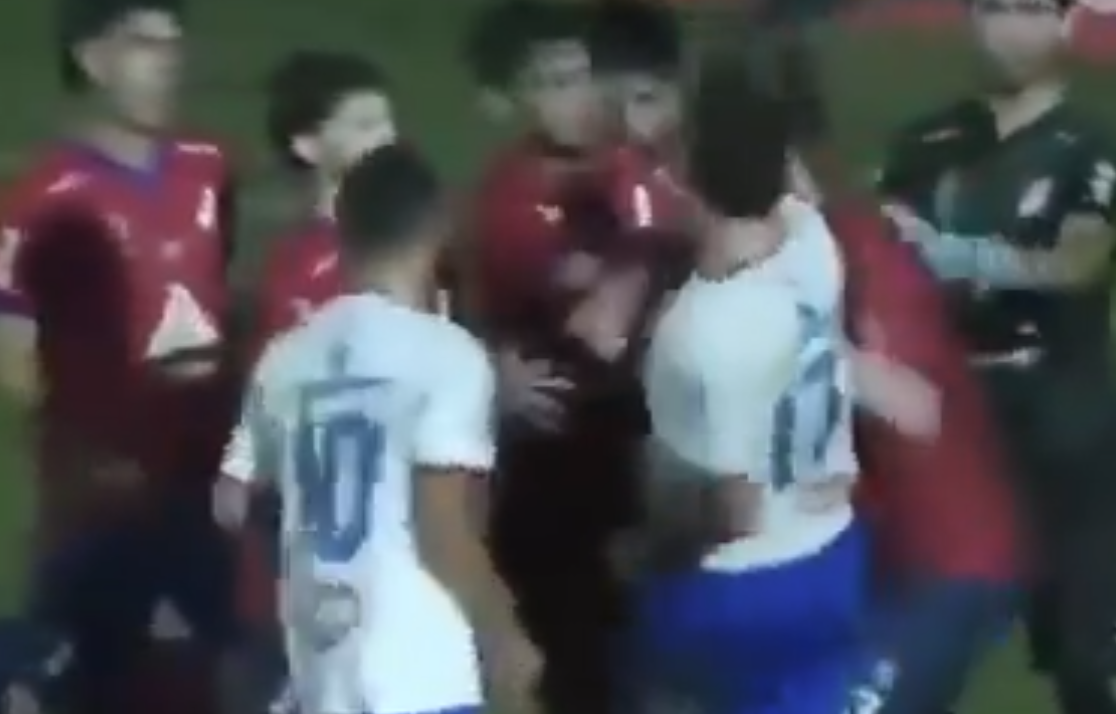 Jogador “nocauteia” adversário no interior do Uruguai; veja vídeo