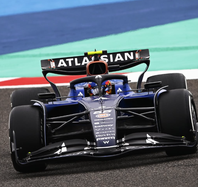 F1: Sainz faz melhor tempo no segundo dia de testes da pré-temporada; Bortoleto é 15º