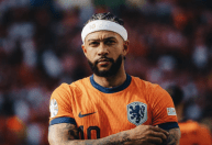 De olho em Depay, Holanda muda data de convocação e fará 'peneira' para Copa do Mundo