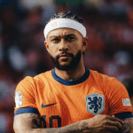 De olho em Depay, Holanda muda data de convocação e fará 'peneira' para Copa do Mundo