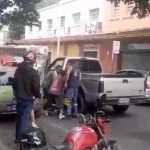 Motorista atropela adolescente no Centro de BH e é agredido por populares